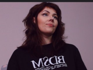 Luna_Blake live webcam thumbnail