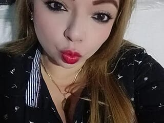 Lunay_Hot live webcam thumbnail