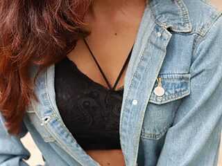 Lusty_Lua live webcam thumbnail