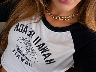 Luucy-Fer live webcam thumbnail