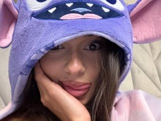 LuvCaprice live webcam thumbnail