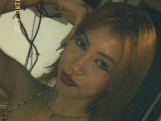LuxuryDesire_ live webcam thumbnail
