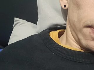 lucasanal20 live webcam thumbnail