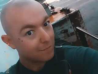 luckilyfound3 live webcam thumbnail