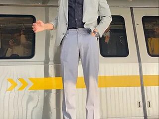 lucky_7inches live webcam thumbnail