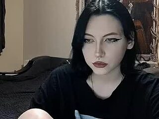 luckybastrad0677 live webcam thumbnail