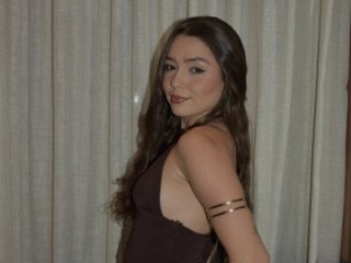 luiza_barcelos live webcam thumbnail