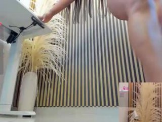 lulu_072 live webcam thumbnail