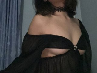 luna-catt live webcam thumbnail