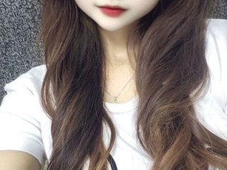 luna-sisi live webcam thumbnail