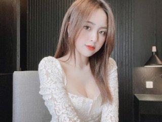 luna_bae00 live webcam thumbnail