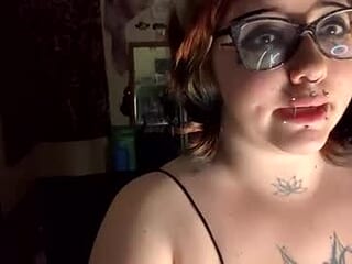 luna_nightshad3 live webcam thumbnail
