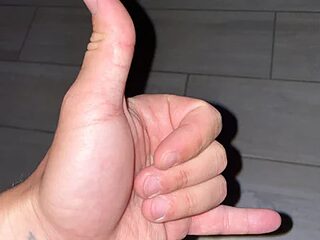 lupinn92 live webcam thumbnail