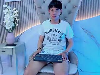 luucky_strike live webcam thumbnail