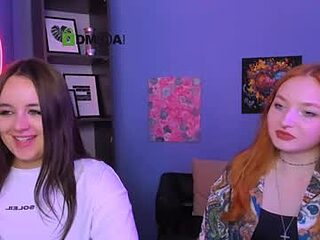 luvmiraya live webcam thumbnail