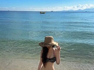 luxury_196 live webcam thumbnail