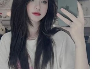 LylyCii6969 live webcam thumbnail