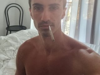 MASTERBULLY live webcam thumbnail