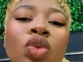 Madame_HoneyT live webcam thumbnail