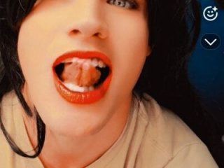 MaddyC6992 live webcam thumbnail
