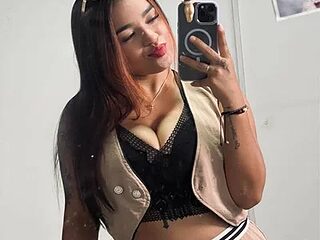 MadisonSoler live webcam thumbnail