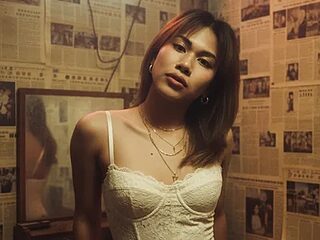 Mae_Kith_Loose live webcam thumbnail