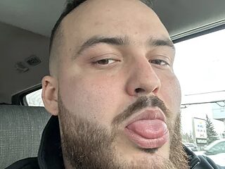 Magic42098 live webcam thumbnail