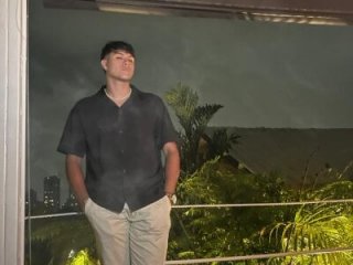 MagicMike007 live webcam thumbnail