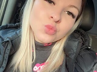 Magic_oral17 live webcam thumbnail