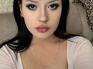 MaikaSwweet live webcam thumbnail