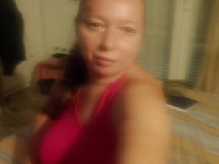Mairi702 live webcam thumbnail