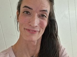 MaitressePomme3 live webcam thumbnail