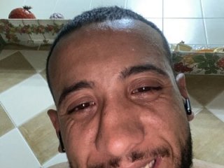 Majhoul1996 live webcam thumbnail
