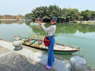 Mama_Eva_1 live webcam thumbnail