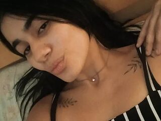 Mamamiabr live webcam thumbnail