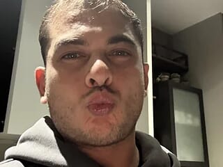 Marcelothegreek live webcam thumbnail