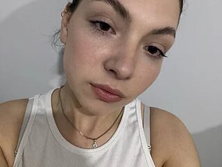 MargyClingingsmith live webcam thumbnail