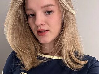 MariaMedow live webcam thumbnail