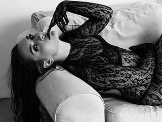 MariePorter live webcam thumbnail