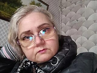 MarinaFarina53 live webcam thumbnail