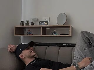 Mark_Aiken live webcam thumbnail