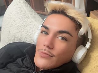 Markeoley1 live webcam thumbnail