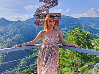 Martha4you live webcam thumbnail