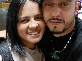 MaryAndZeth live webcam thumbnail