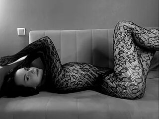 MaryHayward live webcam thumbnail