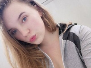 Mary_Blu live webcam thumbnail