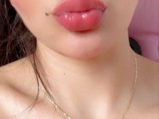 Maryonthemoon live webcam thumbnail