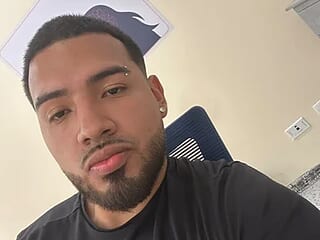 Massimo_Moretti live webcam thumbnail