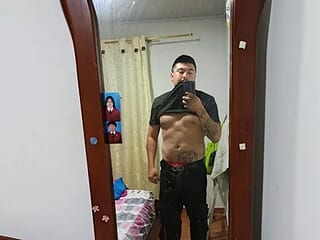Master_Toy_Boy live webcam thumbnail