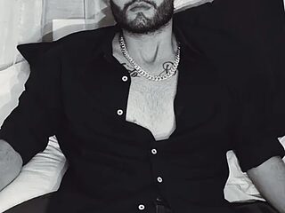 Master_kratos_and_Megan live webcam thumbnail